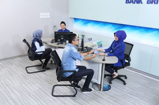 Jam Buka Bank BRI