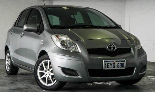 Mobil hatchback